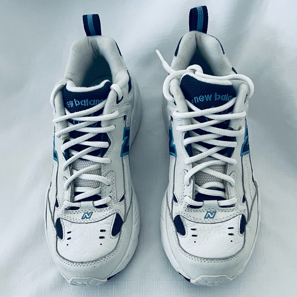 New Balance 606~Cross Trainer / Like New / Blue & White - Picture 2 of 10